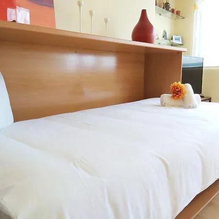Del Parque Flats Estudio Martires Apartment
